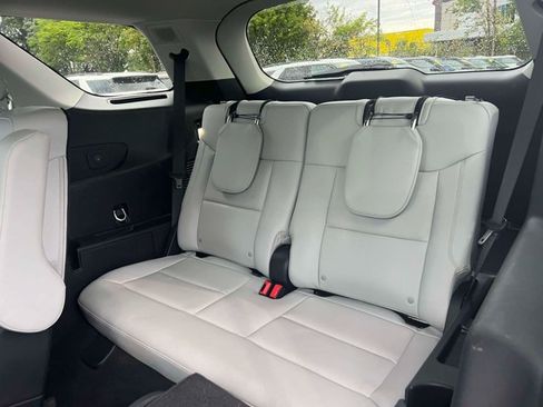 Used 2025 Ford Explorer Platinum w/ Ultimate Package AWD/4WD image 20