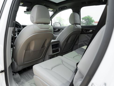 Certified 2023 Audi Q7 3.0T Prestige w/ Prestige Package AWD/4WD image 22