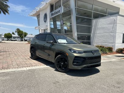 New 2026 Volkswagen Tiguan SE R-Line
