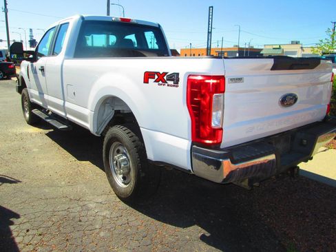 Used 2019 Ford F250 XL w/ XL Value Package AWD/4WD image 7