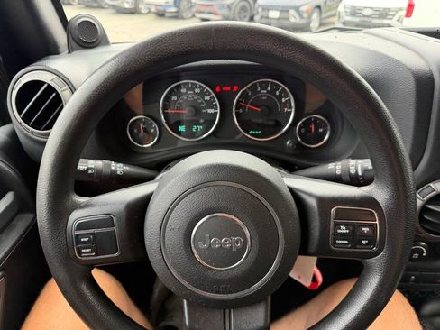 Used 2012 Jeep Wrangler Sport AWD/4WD image 16