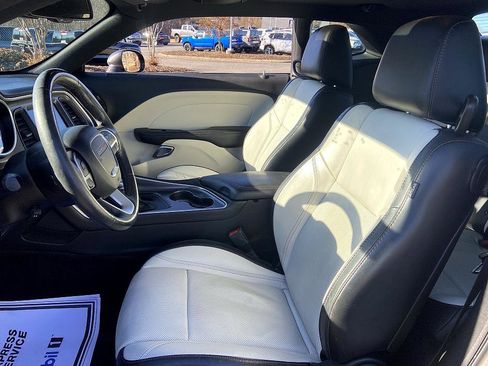 Used 2015 Dodge Challenger R/T Plus image 11