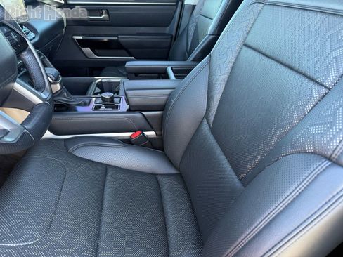 Used 2022 Toyota Tundra Limited AWD/4WD image 13