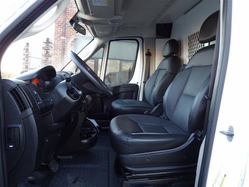 Used 2019 RAM ProMaster 1500 w/ Interior Convenience Group image 10
