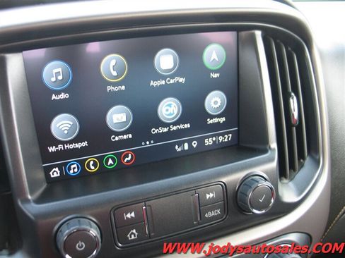 Used 2022 GMC Canyon AT4 w/ Trailering Package AWD/4WD image 17