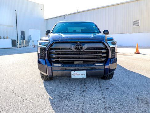 Used 2025 Toyota Tundra SR5 AWD/4WD image 3