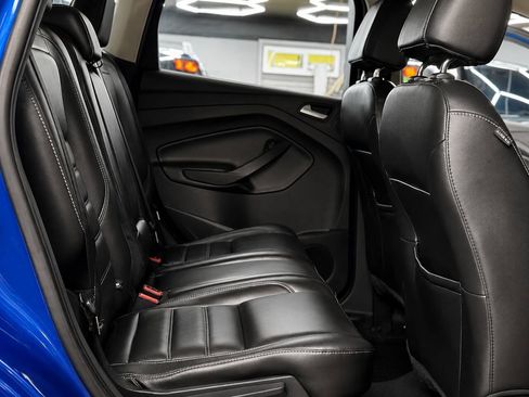 Used 2017 Ford Escape Titanium w/ Equipment Group 301A AWD/4WD image 16