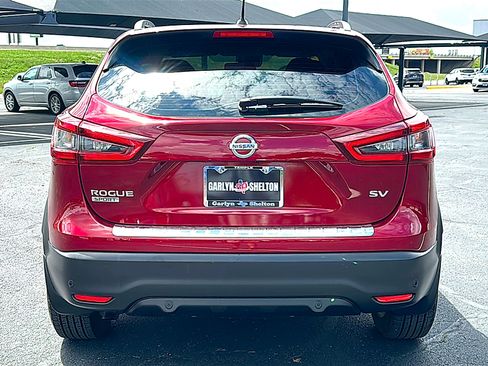 Used 2022 Nissan Rogue Sport SV w/ Technology Package FWD image 7