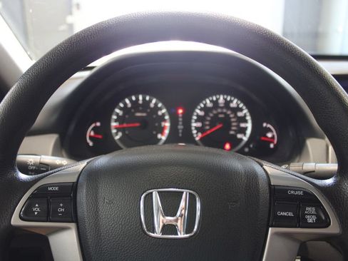 Used 2010 Honda Accord LX-P image 12
