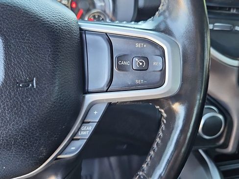 Used 2021 RAM 1500 Big Horn AWD/4WD image 12