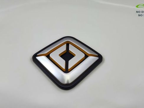 Used 2024 Rivian R1S Adventure AWD/4WD image 16