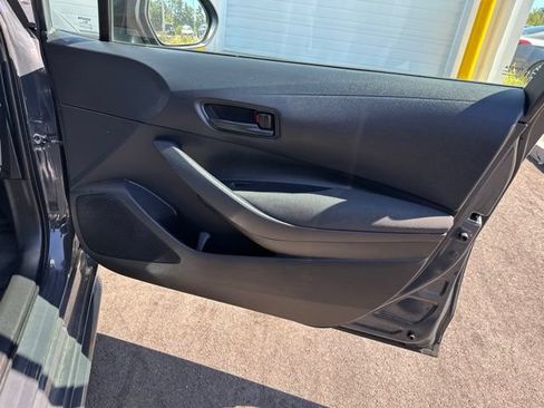 Used 2024 Toyota Corolla LE FWD image 9
