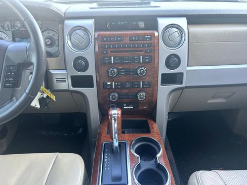 Used 2010 Ford F150 Lariat image 12