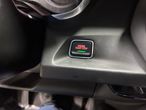 Used 2020 Chevrolet Camaro LT image 30