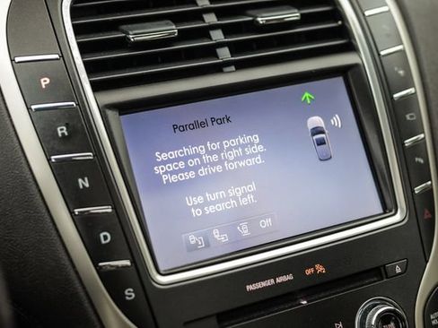 Used 2020 Lincoln Nautilus Reserve w/ Equipment Group 201A AWD/4WD image 68