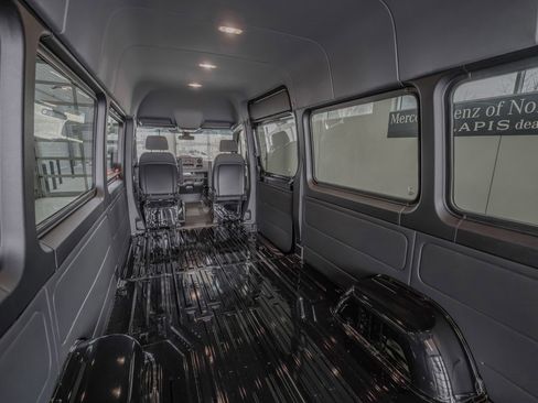 New 2025 Mercedes-Benz Sprinter 3500 image 27