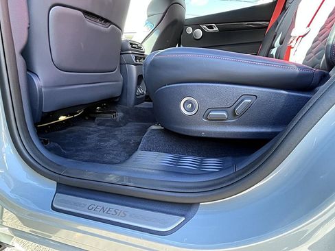 Used 2025 Genesis GV80 3.5T e-SC image 33