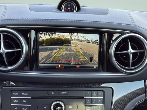 Used 2020 Mercedes-Benz SL 550 image 12