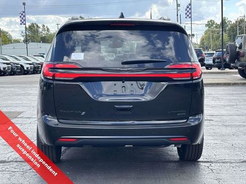 New 2026 Chrysler Pacifica Limited w/ S Appearance Package image 42