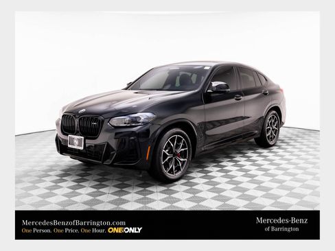 Used 2024 BMW X4 M40i AWD/4WD image 1