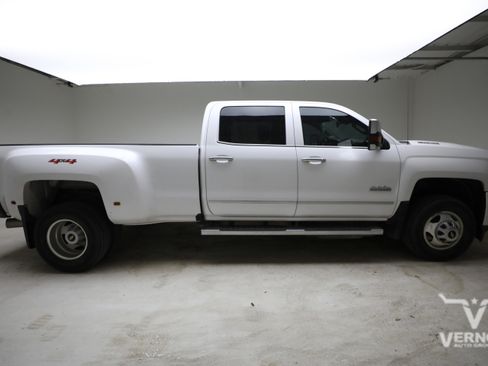 Used 2019 Chevrolet Silverado 3500 High Country w/ Duramax Plus Package AWD/4WD image 5