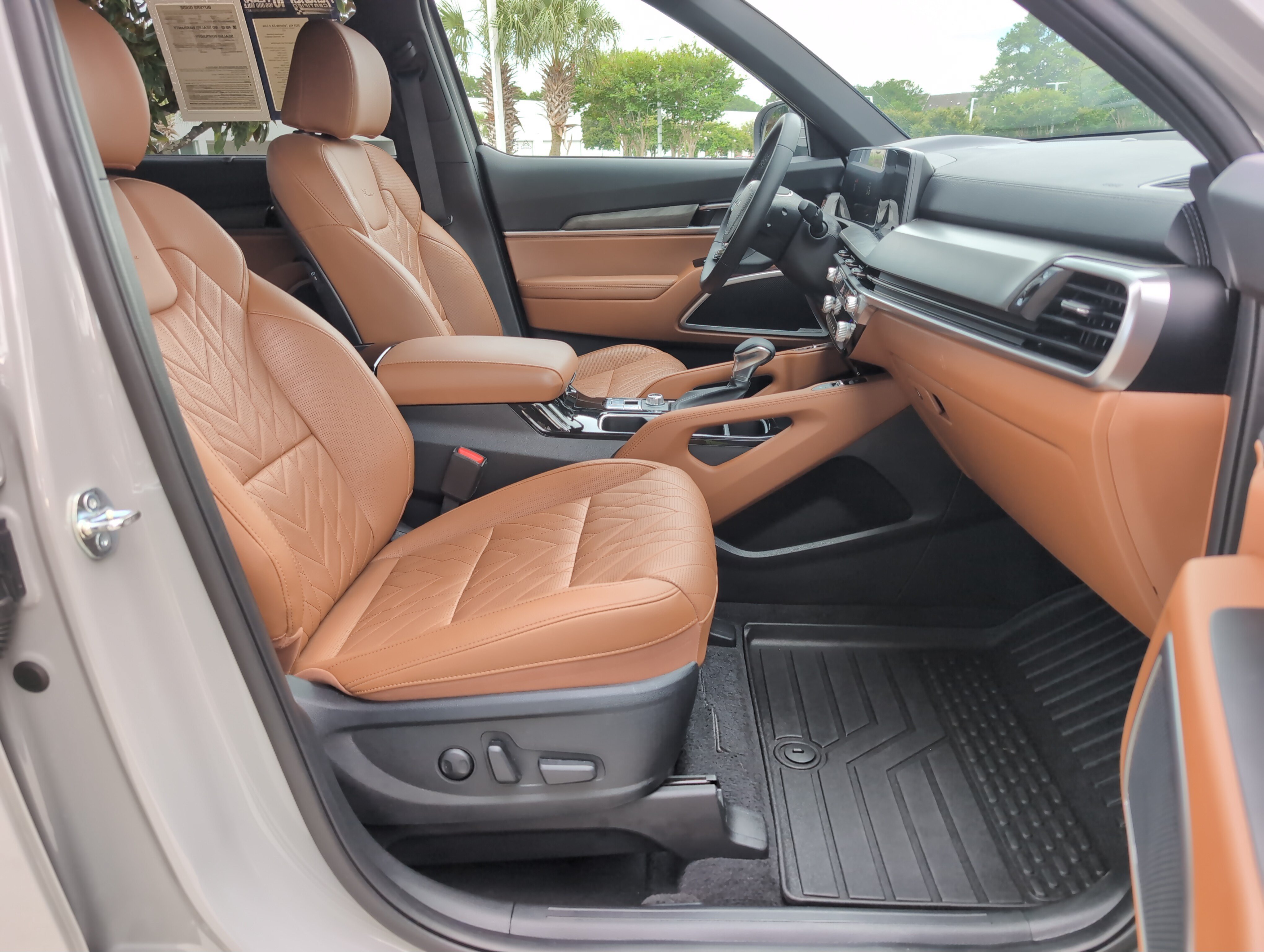 Used 2025 Kia Telluride EX X-Line AWD/4WD image 34