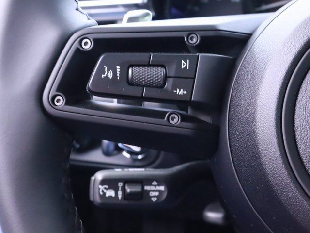Certified 2025 Porsche Macan Turbo AWD/4WD image 27