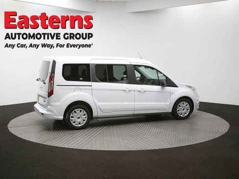 Used 2017 Ford Transit Connect XLT image 42