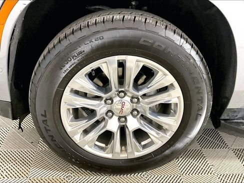 Used 2025 GMC Yukon Denali AWD/4WD image 7