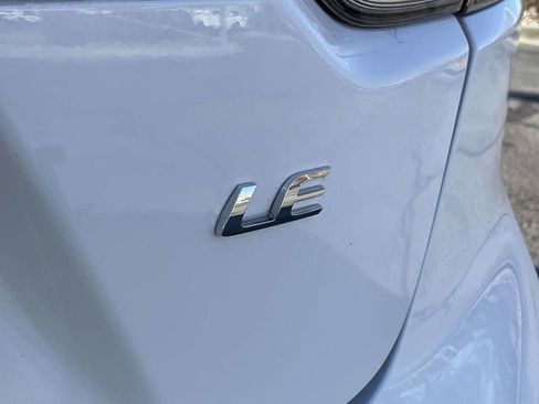 Used 2023 Toyota Corolla LE image 12