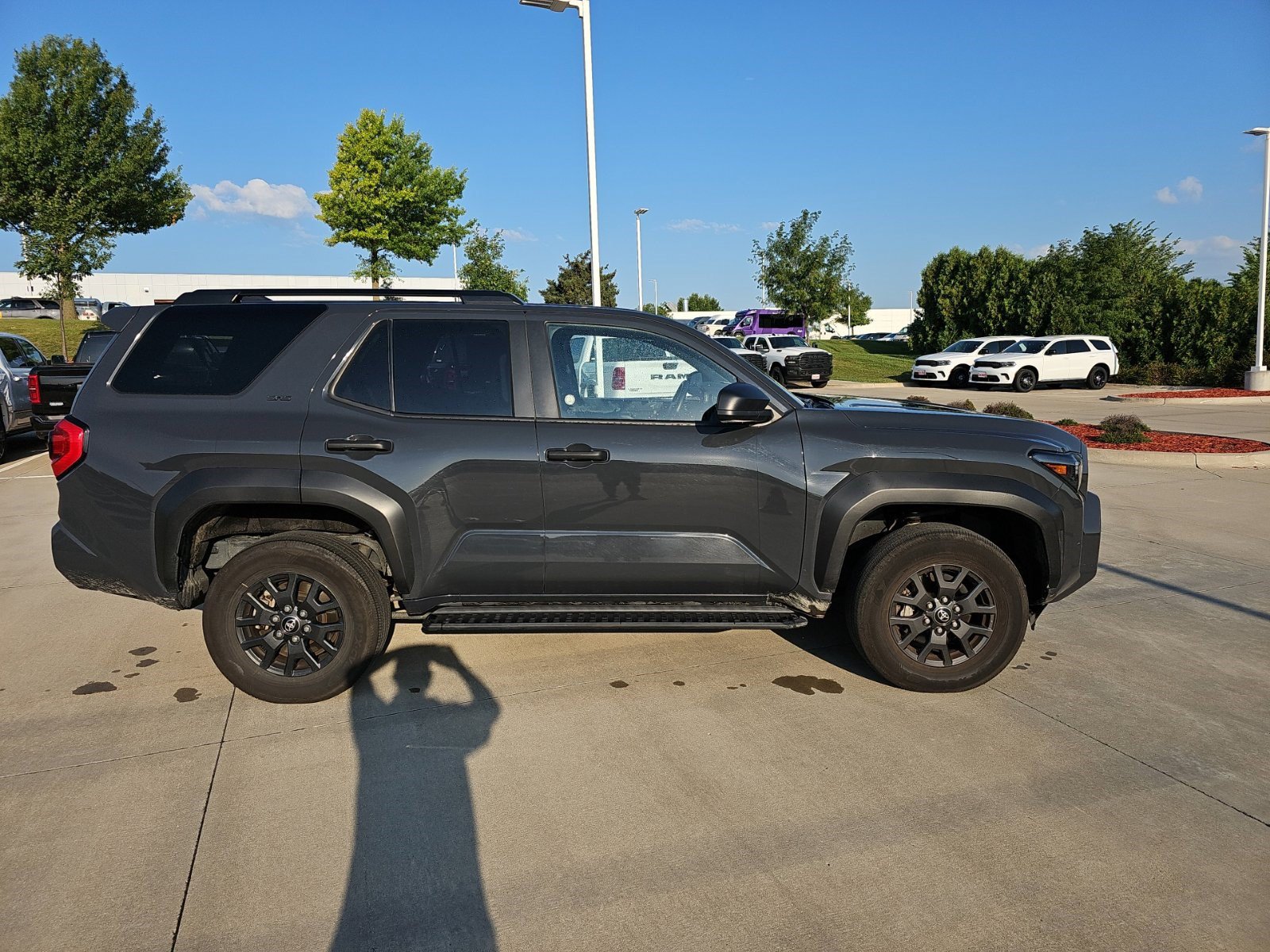 Used 2025 Toyota 4Runner SR5 AWD/4WD image 7