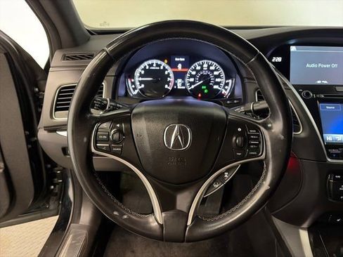 Used 2018 Acura RLX w/ Technology Package image 18