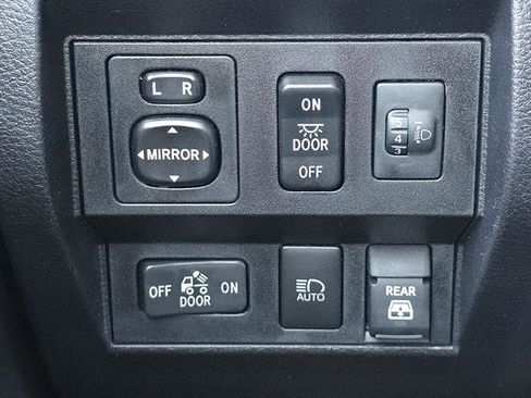 Used 2021 Toyota Tundra SR5 image 14