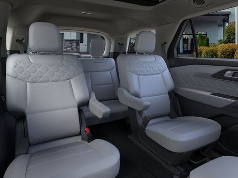 New 2026 Ford Explorer Platinum w/ LUX Leather Package image 12