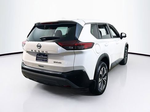 Used 2023 Nissan Rogue SV image 9