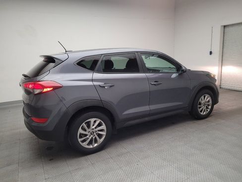 Used 2017 Hyundai Tucson SE image 10