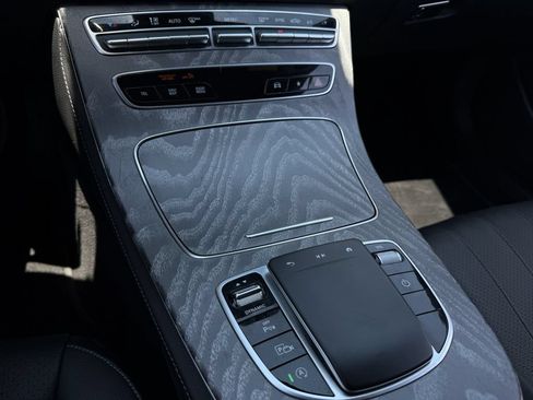 Used 2021 Mercedes-Benz E 350 4MATIC Sedan image 21