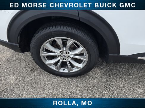 Used 2020 Ford Explorer XLT w/ Equipment Group 202A AWD/4WD image 12