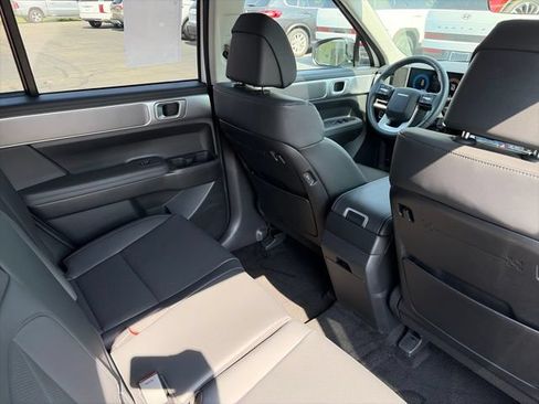 Certified 2026 Hyundai Santa Fe XRT AWD/4WD image 7