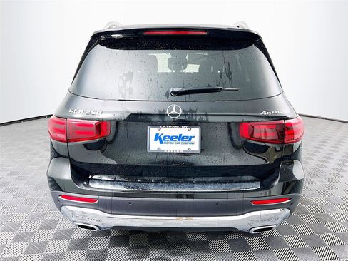 Used 2025 Mercedes-Benz GLB 250 GLB 250 image 5