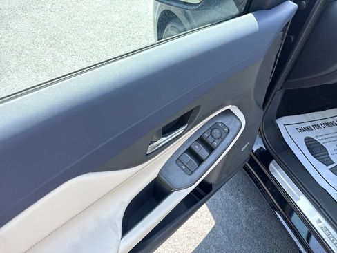 New 2026 Nissan Sentra SL FWD image 11
