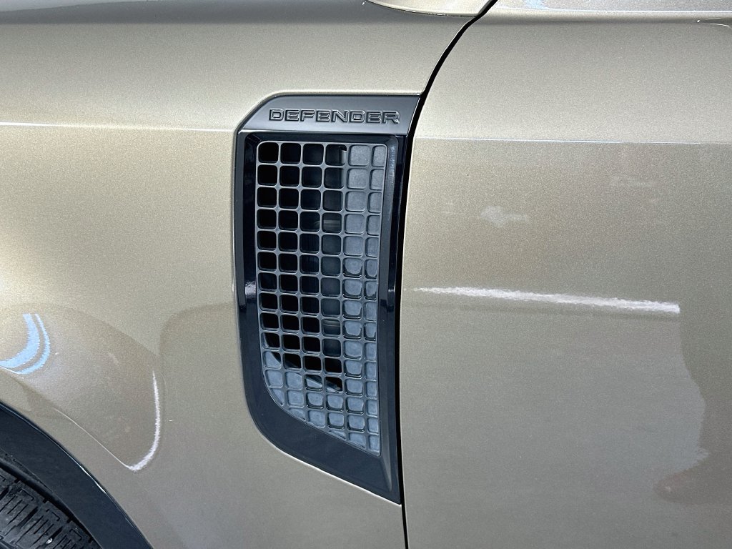 Used 2021 Land Rover Defender 110 X AWD/4WD image 29