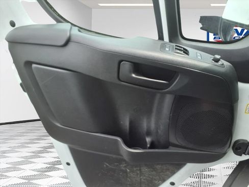 Used 2026 RAM ProMaster 2500 w/ Convenience Group FWD image 16