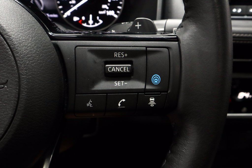 Certified 2023 Nissan Rogue SV w/ SV Premium B Package AWD/4WD image 30