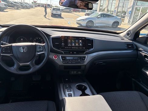 Certified 2024 Honda Ridgeline Sport image 14