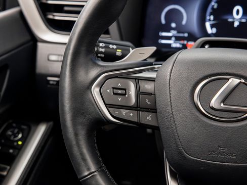Used 2025 Lexus GX 550 w/ Cold Area Package AWD/4WD image 42