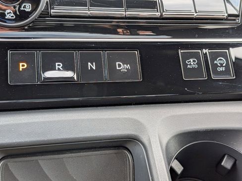 Used 2025 Nissan Armada Platinum Reserve image 26