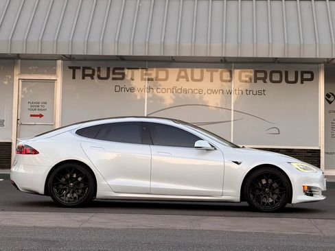 Used 2018 Tesla Model S 100D AWD/4WD image 5
