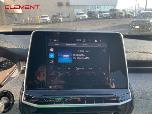 New 2026 Jeep Compass Latitude image 9