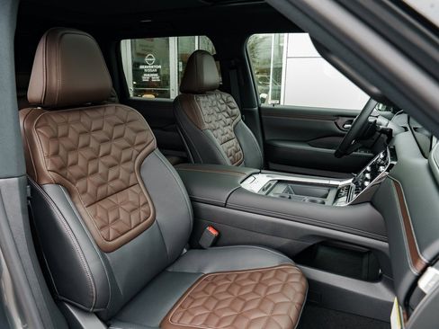 New 2026 Nissan Armada Platinum image 28